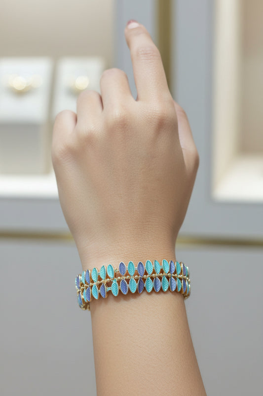 Elegant Leaf Motif Statement Bracelet