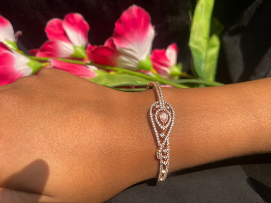 ✨ Rose Gold Teardrop Crystal Bracelet